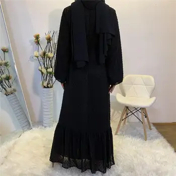 Na Blízkom Východe Módne Moslimských Žien Dlhé Šaty S Podšívkou Tylu Polka Dot Župan 2020 Hot Predaj Turecko-Islamské Oblečenie Vestidos
