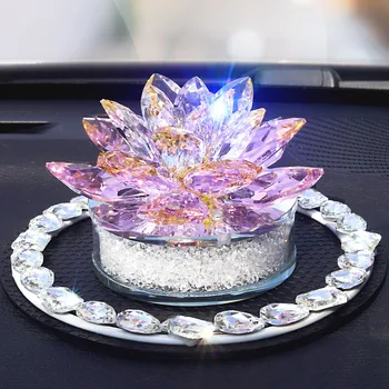 4 farba Crystal lotosové Kvety Figúrky Auto Parfum Fľašu so Srdcom Kryštálová Váza Crystal Lotus Plavidlá Domov Dekoroch Veselé Darček