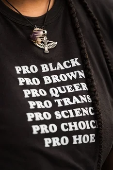 Kuakuayu HJN Black Žije Ohľadu na to, Unisex Pro Black Pro Hnedé Pro Queer Citácie Slogan T-Shirt Čierna Ľudí Ľudských Práv Čaj