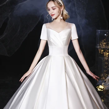 Svadobné Šaty 2021 Nové Luxusné Saténové Svadobné Šaty S Vlakom Plesové Šaty Princezná Plus Veľkosť Vestido De Noiva