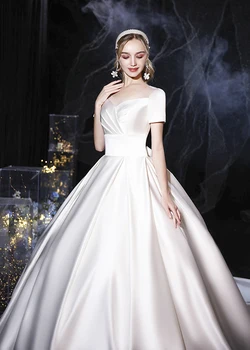 Svadobné Šaty 2021 Nové Luxusné Saténové Svadobné Šaty S Vlakom Plesové Šaty Princezná Plus Veľkosť Vestido De Noiva